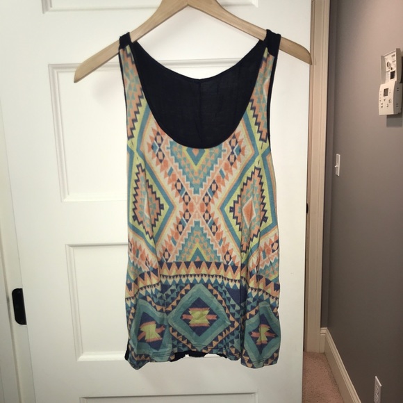 Tribal print tank top - Picture 1 of 1